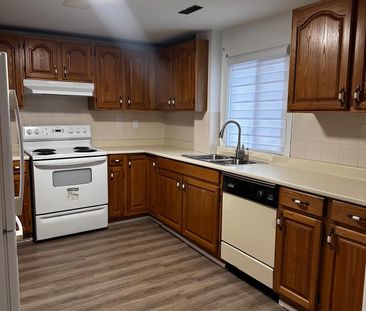 For Lease - 29 Moeller Court, Toronto, Ontario - Photo 1