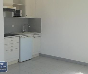 Location Appartement 1 pièce 27m² BEAUSOLEIL 06240 - Photo 2