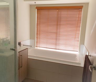 Redbank Plains - Photo 5