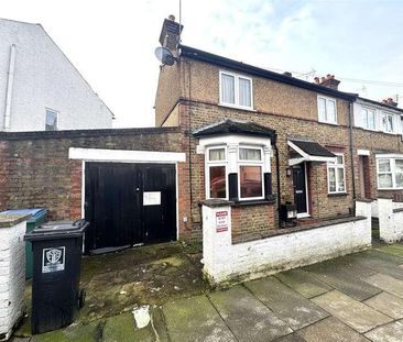 Osborne Road, Watford, WD24 - Photo 1