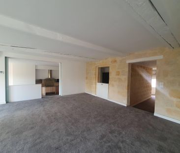 Location Appartement 2 pièces 129m² BORDEAUX 33000 - Photo 3
