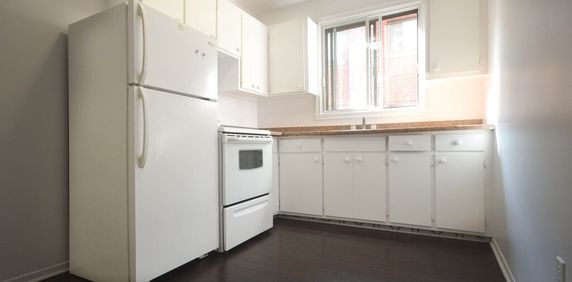 3 ½ In The Heart Of CDN - Photo 2