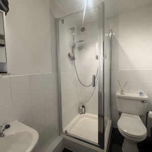 Dormer Close - Photo 3