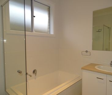 3 Jade Close, Mount Barker SA 5251 - House For Rent - $620 | Domain - Photo 1