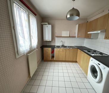 Location Appartement 2 pièces 48m² BOURGES 18000 - Photo 5
