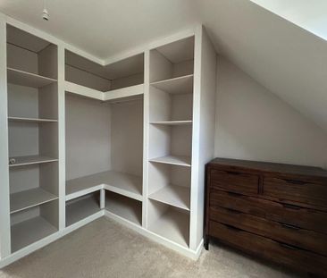 4 bedroom semi-detached house to rent - Photo 5