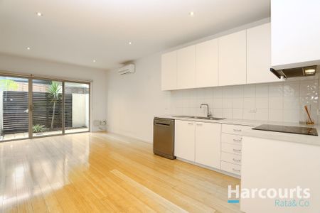 Modern 2-Bedroom Home in Bundoora - Photo 3