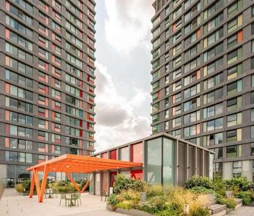 Skylark Point, East Village, Stratford, E20 - Photo 4