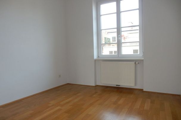 Unbefristet und Ablösefrei! 4 Zimmer Wohnung mit Balkon, 2 Bäder und 2 Toiletten! - Photo 1