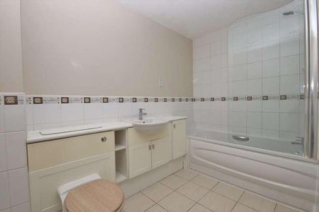 St Austins Lane, Warrington, WA1 - Photo 4