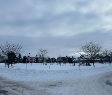 For Lease - 454 Wisteria Crescent, Hunt Club - Windsor Park Village... - Photo 6