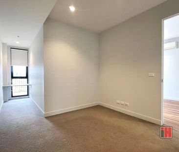 “Stylish 2-Bedroom in Vibrant Footscray Central” - Photo 5