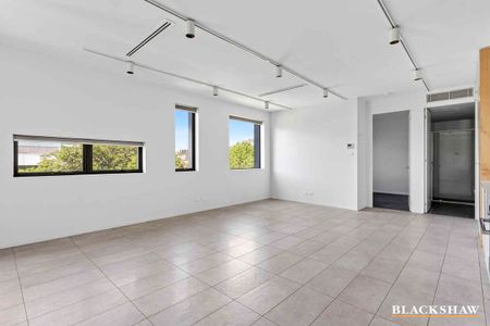 Gorgeous one-bedroom apartment - Photo 3