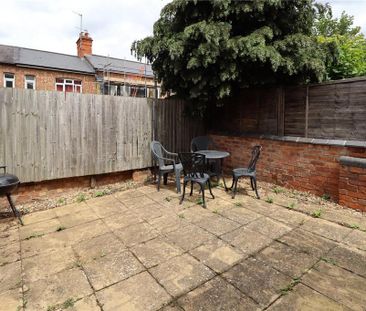 3 bedroom terraced house to rent - Photo 6