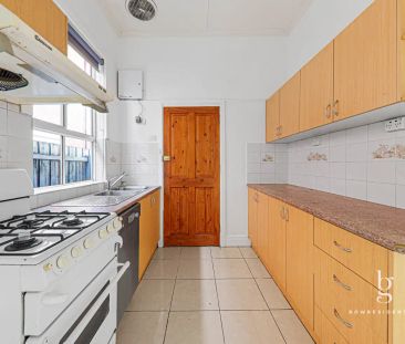 39 Gordon St, Footscray VIC 3011 - Photo 3