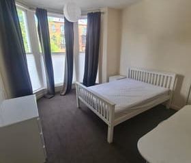 4 Bed - 4 Norwood Mount, Hyde Park, Leeds - LS6 1FB - Student - Photo 1