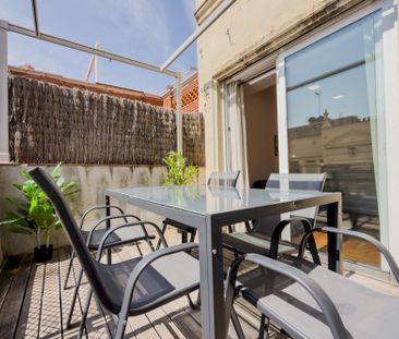 Furnished room in calle Moragas - Photo 2
