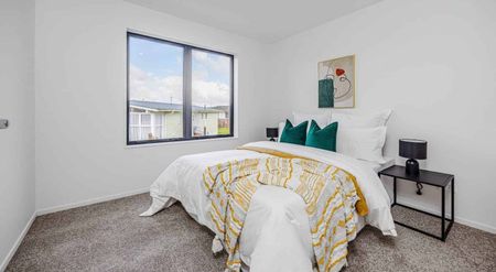 Brand New Modern Home in Favona - Photo 3