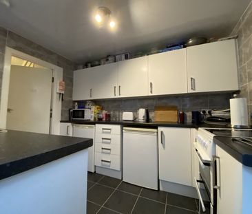 Flora Street, Cathays - Photo 1