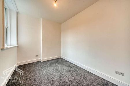 St Davids Road South, , Lytham St Annes, Lancashire, FY8 - Photo 2