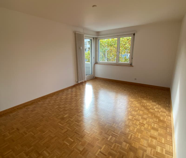 "2.5-Zimmerwohnung im beliebten Iselin-Quartier" - Photo 2