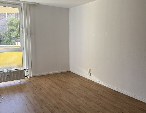 Großzügig geschnittene 2-Zimmerwohnung am Theodor-Heuss-Platz! - Foto 1