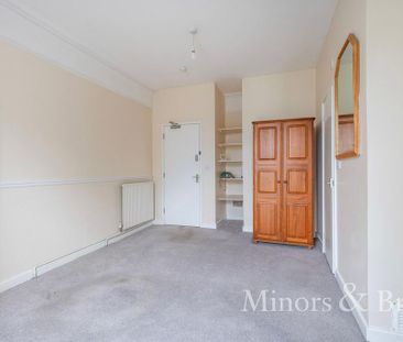 1 bedroom in a house share to rent - Photo 4