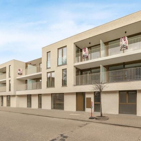 Appartement te huur - Photo 1