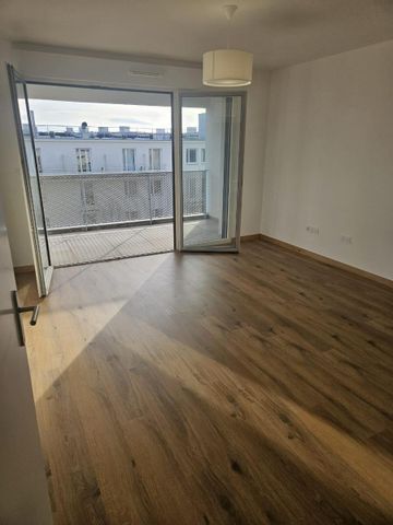 Location Appartement 3 pièces 73m² CHAMPS SUR MARNE 77420 - Photo 3