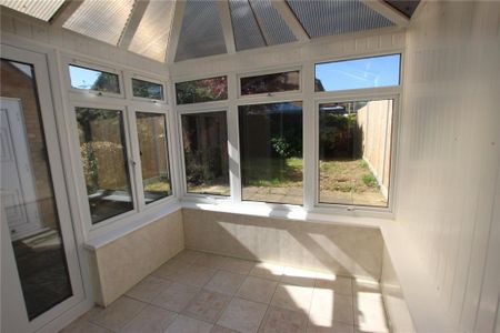 4 bedroom property to rent - Photo 5