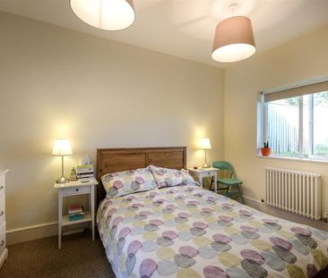 Gloucester Road, Bath - Photo 3