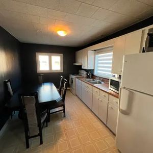 Sept-îles Tout Inclus - 1200$/mois WIFI - Photo 2