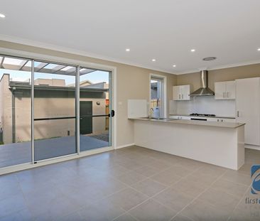 15 Civic Way, 2155, Rouse Hill Nsw - Photo 3