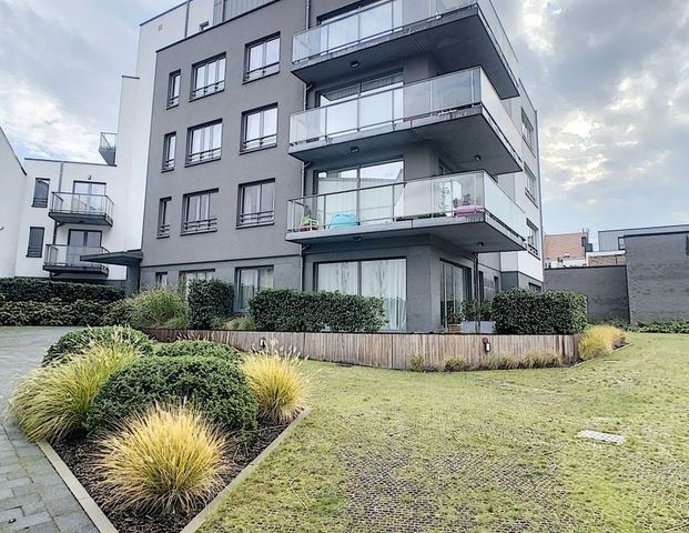 Appartement te huur in Oudergem voor € 1.630 met 2 slaapkamers - foto 1