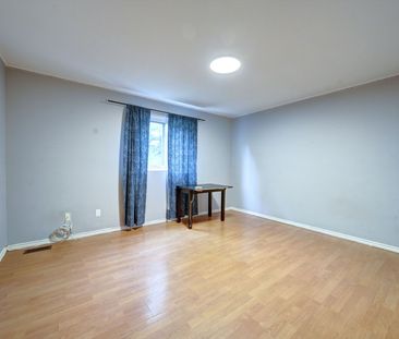 For Lease - 62 Courville Coach Way, Toronto, Ontario - Photo 2