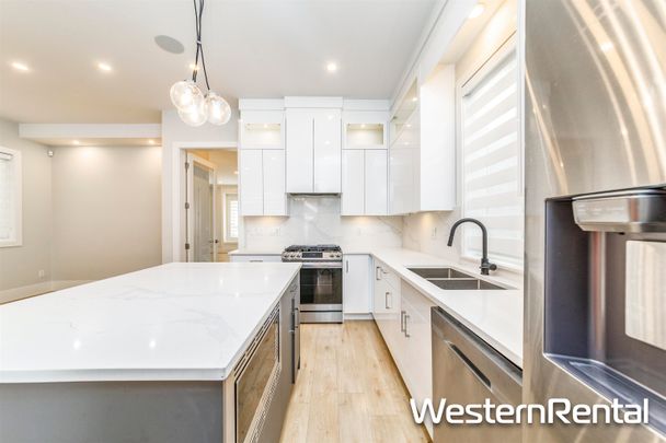 16591 25A AVENUE, Surrey, BC V3Z 9W9 - Photo 1