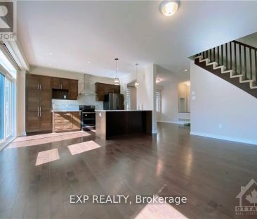 132 CAMBIE ROAD - Photo 1