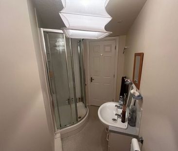 303 Bradbury Court, Belfast BT9 7JL - Photo 6