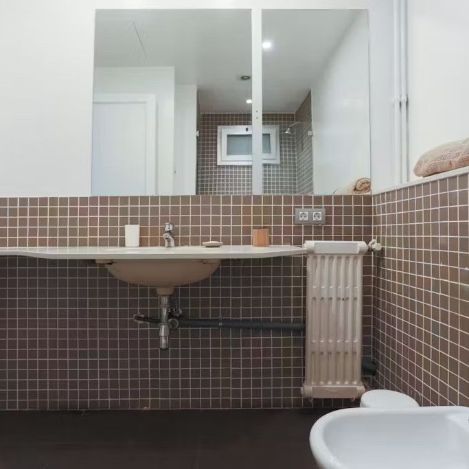 Carrer de Còrsega, Barcelona, Catalonia 08037 - Photo 1