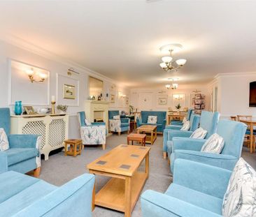 2 bedroom retirement property to rent - Photo 3