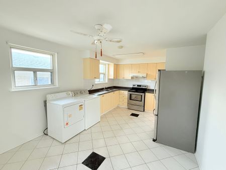 For Lease - 37 Tineta Crescent, Toronto, Ontario - Photo 4