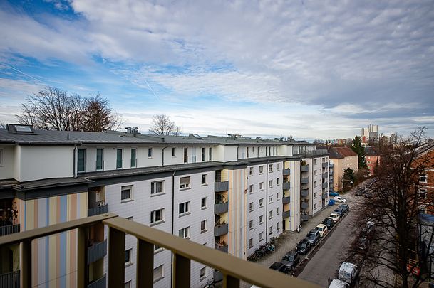 Helle 3,5 Zimmer Wohnung in Bogenhausen - Photo 1