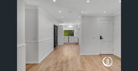 Freshly renovated! $642 pw ( includes hedging maintenance) - Photo 5