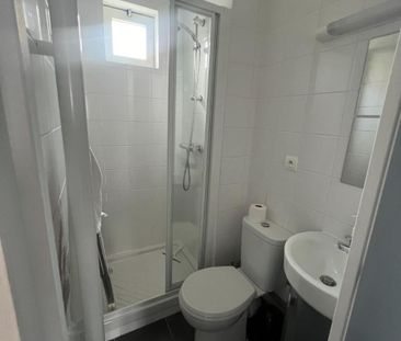 F.2 meublé refait à neuf - CENTRE VILLE LE HAVRE - Photo 4