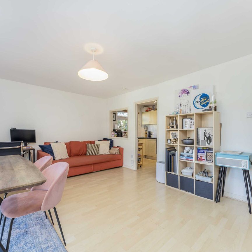 Spencer Hill Road, Wimbledon, SW19, London - Photo 1