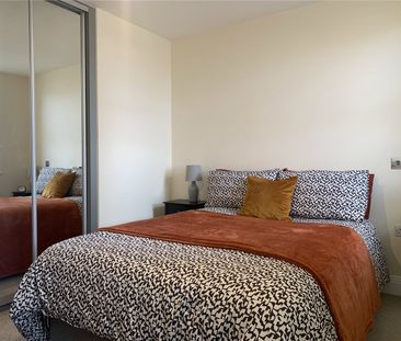 3 bedroom terraced to rent - Photo 3