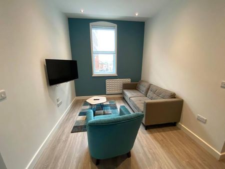 Student Apartment 2 bedroom, City Centre, Sheffield - Photo 4