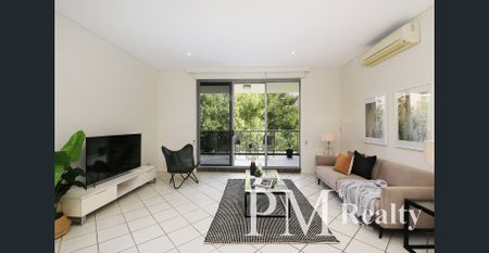 Spectacular 3 Bedroom Apartment with Generous Space and Style - Photo 2