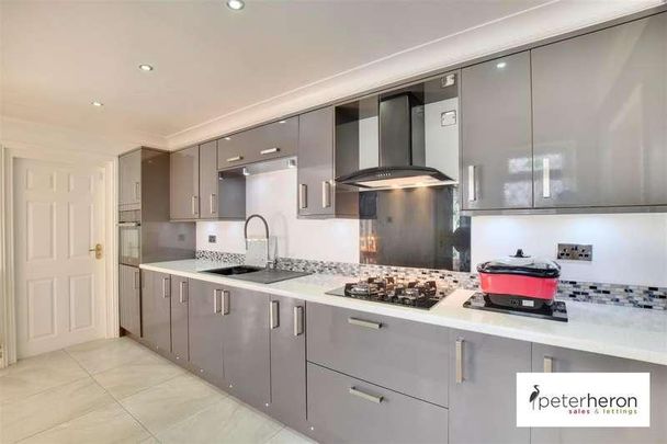 Warwick Drive, East Herrington, Sunderland, SR3 - Photo 1