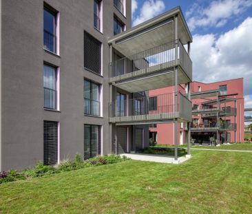 Helle Wohnung mit grosszügigem Balkon - Foto 1